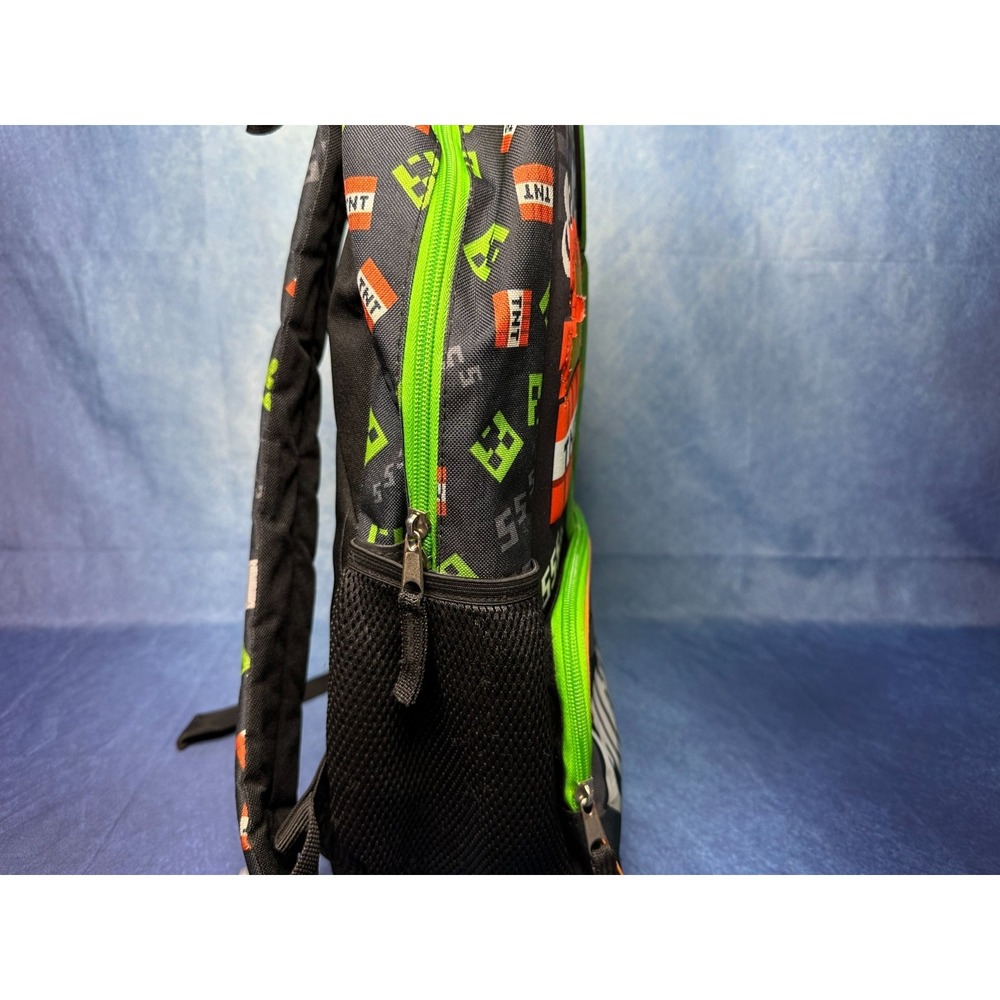 Minecraft Light Up 17" Creeper Backpack Flashing Lights TNT w/ Creeper Lunch Bag - Picture 7 of 17